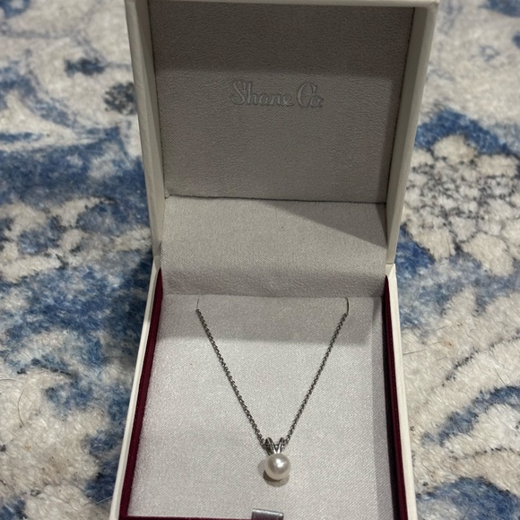 Shane Co. 7mm Cultured Freshwater Pearl Solitaire Pendant - Picture 7 of 10